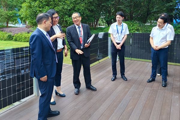 13.其他來(lái)賓參觀(guān)海螺屋1 13.其他來(lái)賓參觀(guān)海螺屋1